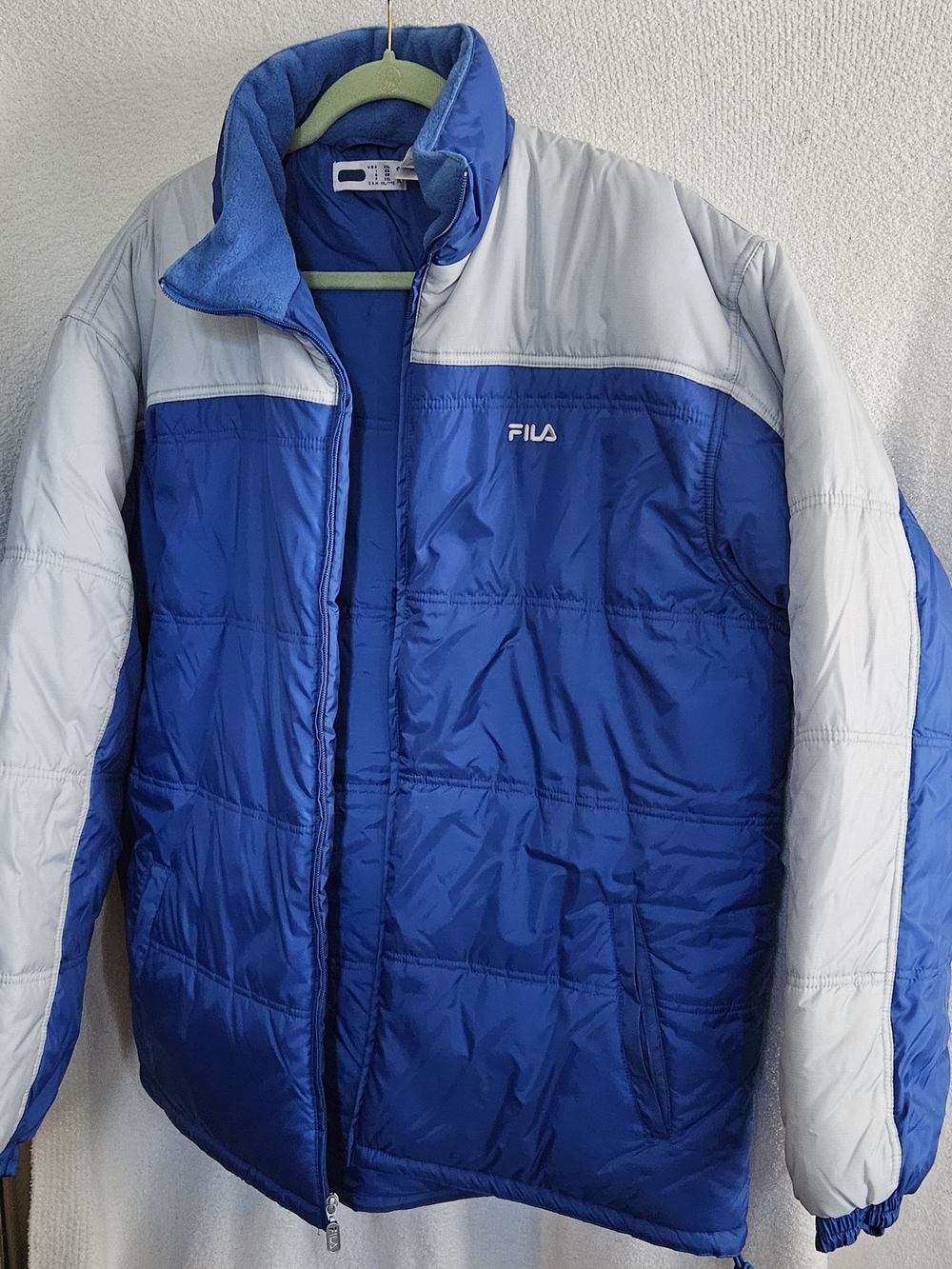 FILA Vintage Y2K 90s Men's Blue and Light Gray Puffer Jacket
